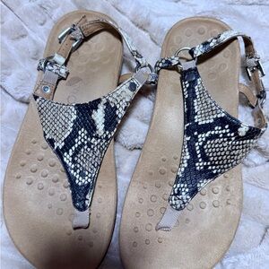 Vionic Women's Kirra Snakeskin Sandals